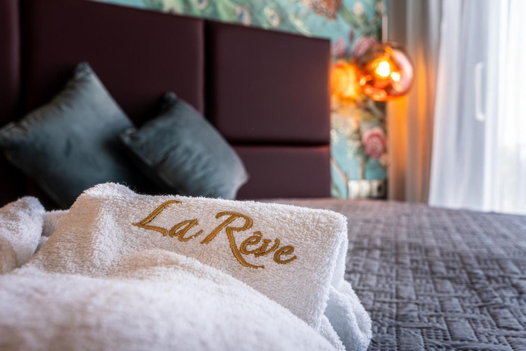 La Reve Luxury Apartments Херсониссос Экстерьер фото